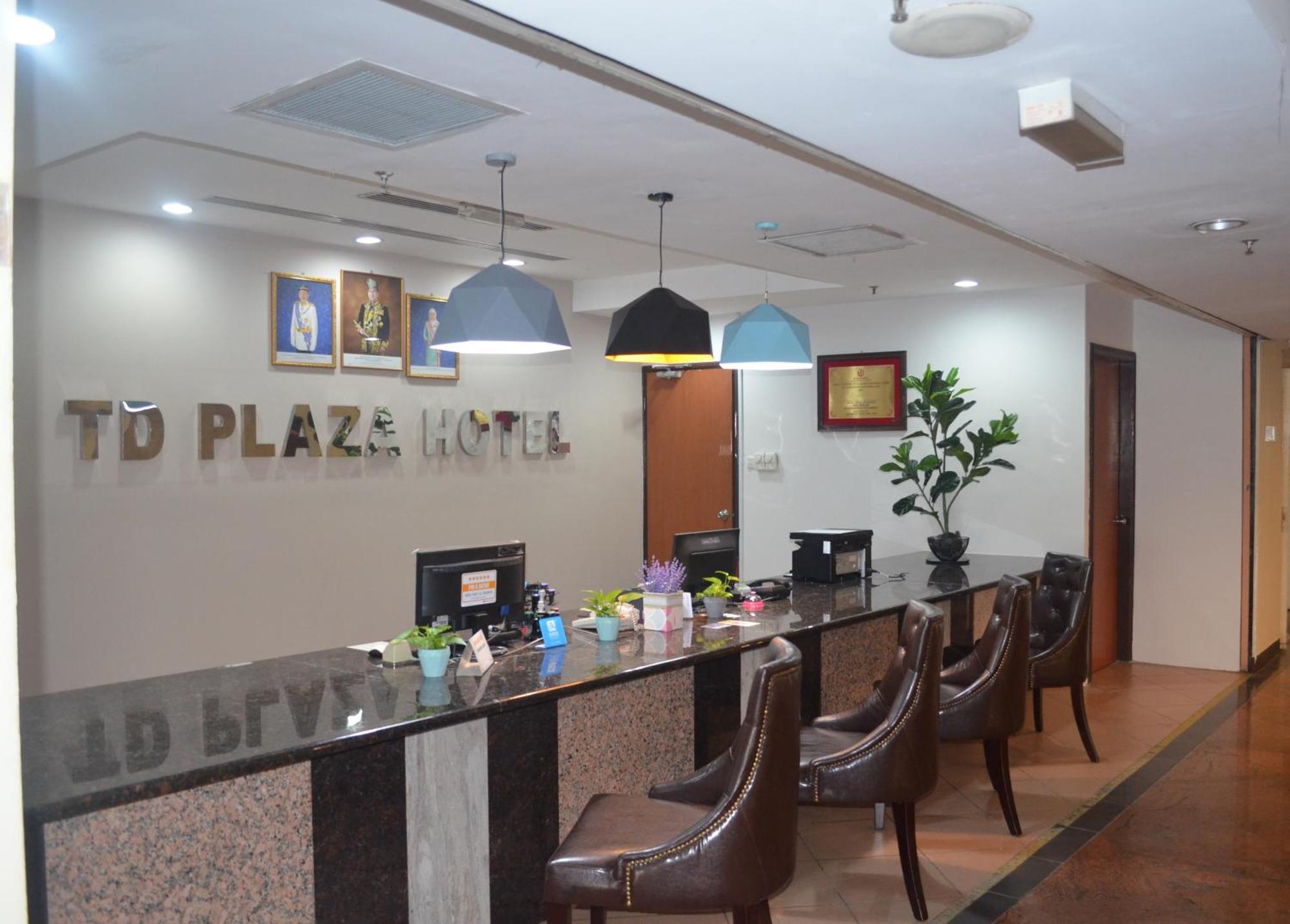 Td Plaza Hotel Kota Kinabalu Buitenkant foto